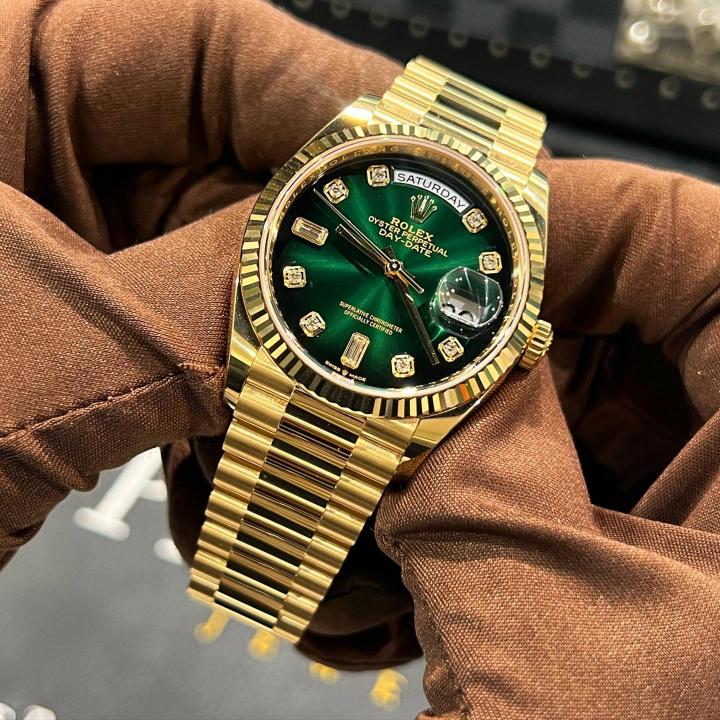 Oyster Perpetual Day Date Diamond Gold-Green Battery