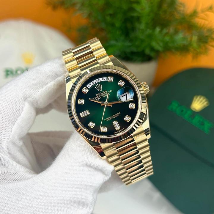 Oyster Perpetual Day Date Diamond Gold-Green Battery